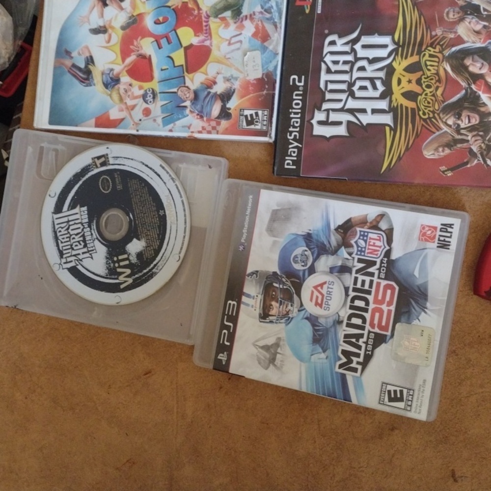 Assorted Video Game Collection - Picture 5 of 5